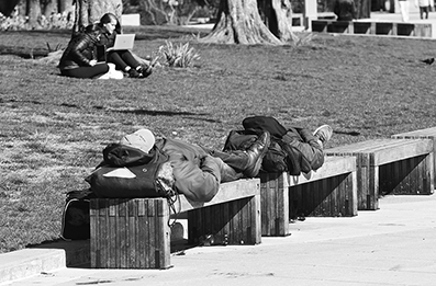 Homeless : Street Life : New York : Personal Photo Projects : Photos : Richard Moore : Photographer